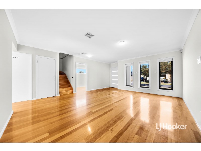 12 Laburnum Avenue, Wyndham Vale VIC 3024