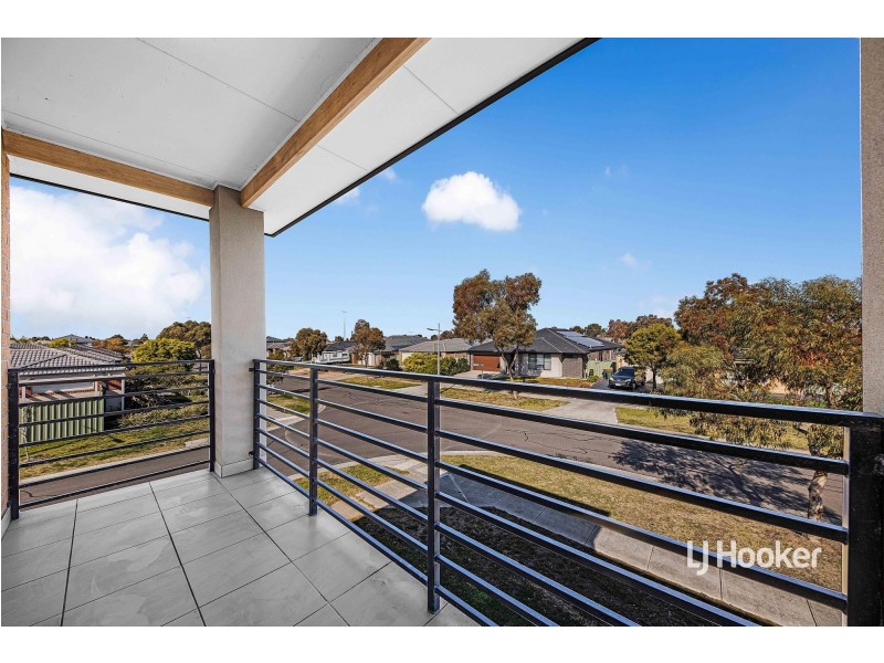 12 Laburnum Avenue, Wyndham Vale VIC 3024