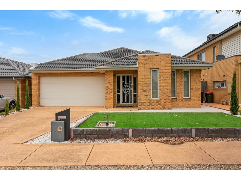 115 Beachview Parade, Sanctuary Lakes VIC 3030