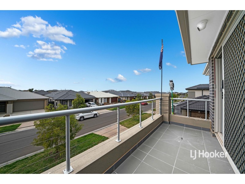 8 Clear Drive, Tarneit VIC 3029