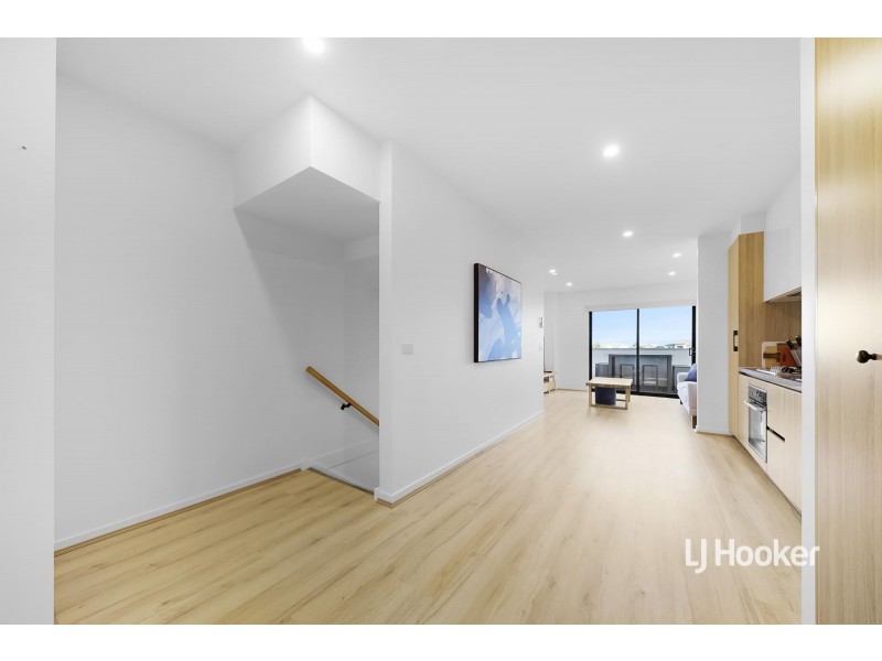 60 Fairhall Avenue, Werribee VIC 3030