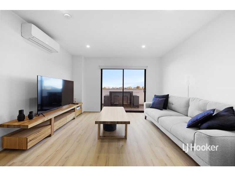 60 Fairhall Avenue, Werribee VIC 3030