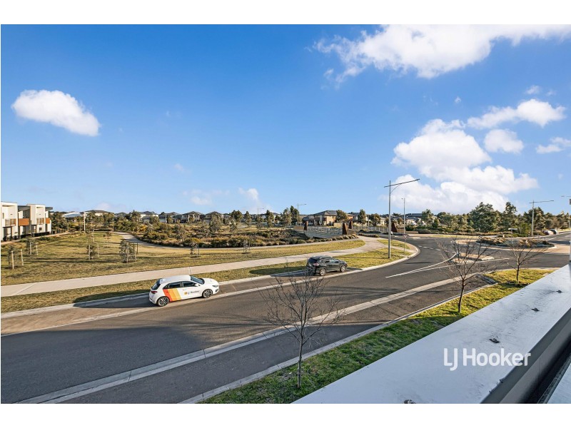 60 Fairhall Avenue, Werribee VIC 3030