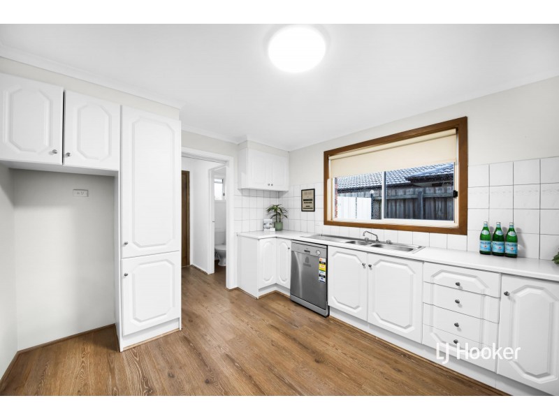 16 Devenport Court, Altona Meadows VIC 3028