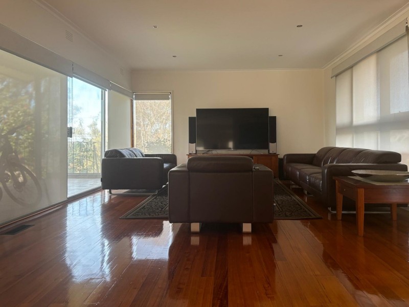 156 Mountain View Parade, Rosanna VIC 3084