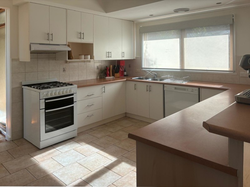 156 Mountain View Parade, Rosanna VIC 3084