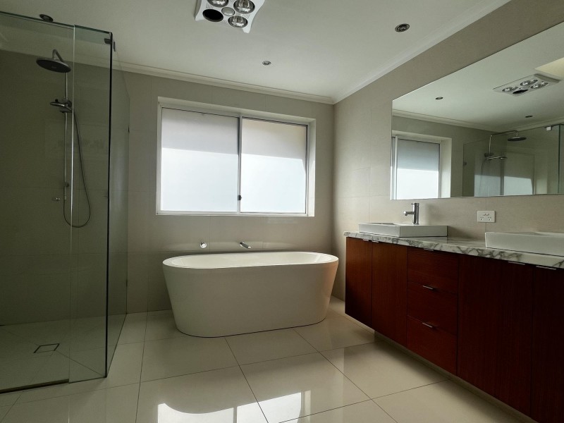 156 Mountain View Parade, Rosanna VIC 3084