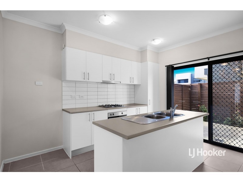 31 Onyx Crescent, Officer VIC 3809