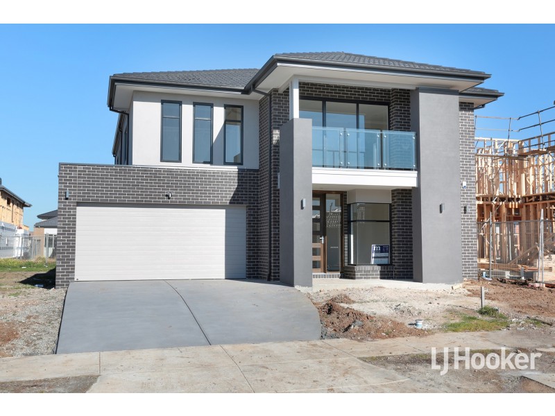 12 Seedgrass Street, Point Cook VIC 3030