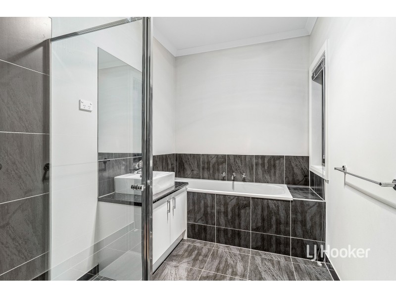 80 Kingsford Drive, Point Cook VIC 3030
