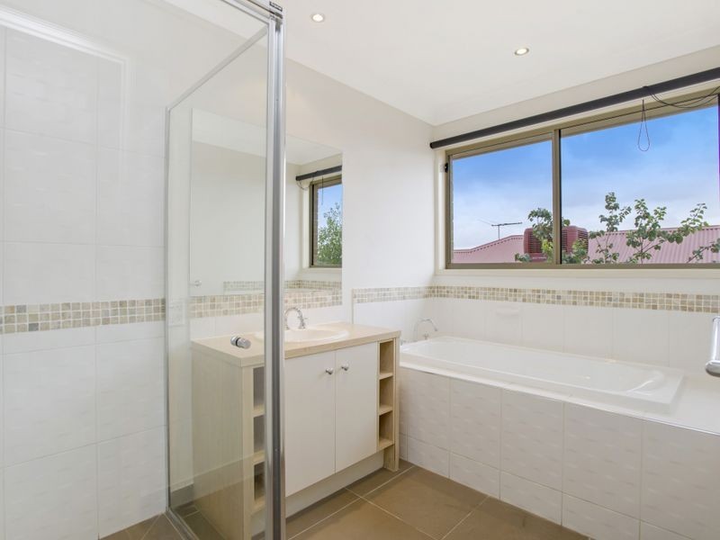 20 Wetlands Boulevard, Williams Landing VIC 3027