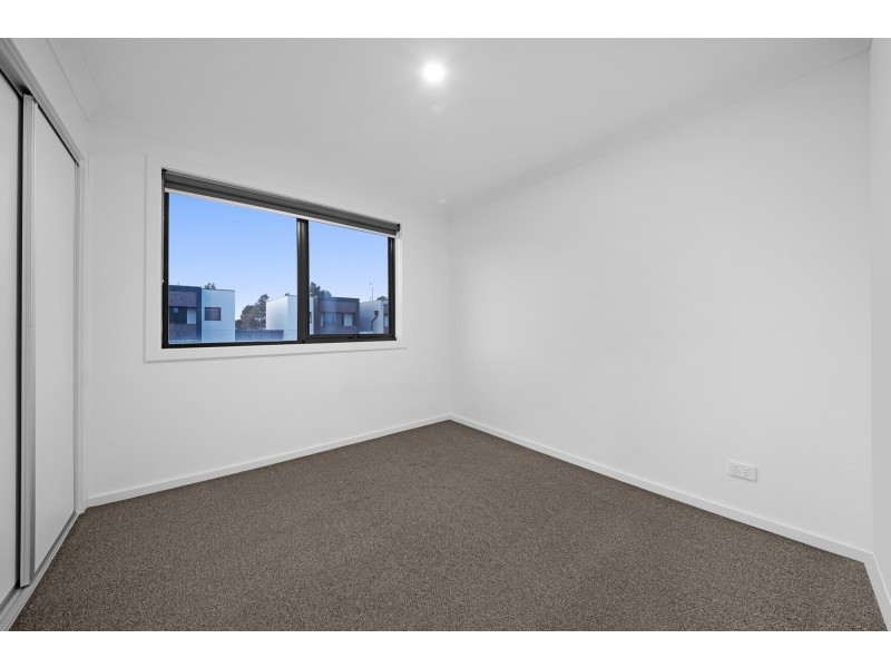 9/205 James Mirams Drive, Roxburgh Park VIC 3064