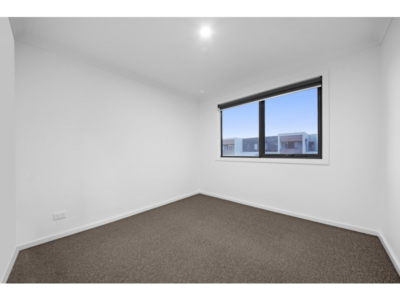 9/205 James Mirams Drive, Roxburgh Park VIC 3064