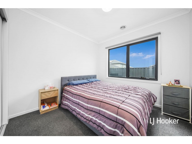 20 Pyrenees Street, Truganina VIC 3029