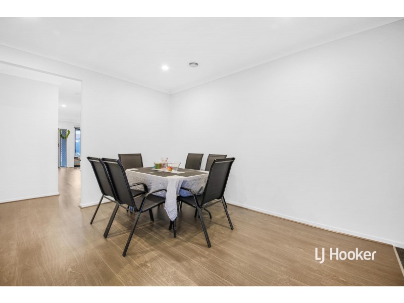 20 Pyrenees Street, Truganina VIC 3029