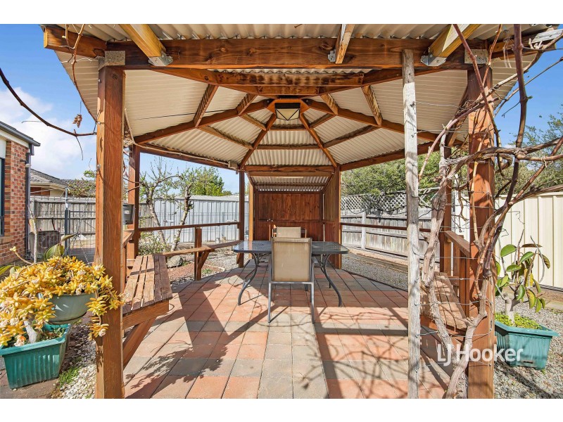 249 Hogans Road, Hoppers Crossing VIC 3029