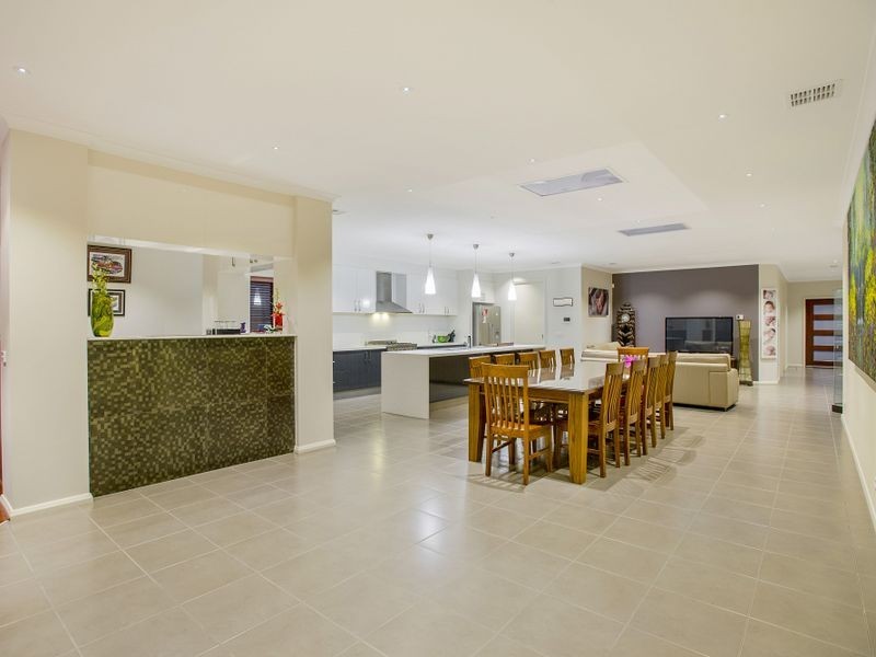 35 Hibiscus Crescent, Point Cook VIC 3030