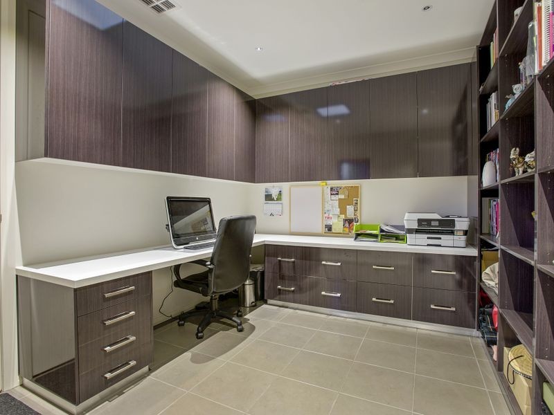 35 Hibiscus Crescent, Point Cook VIC 3030