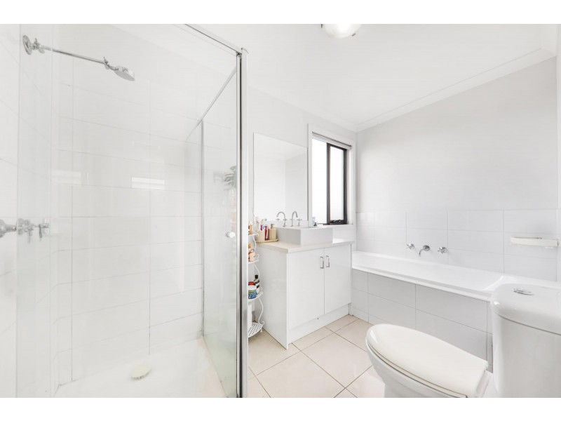 1/29 Loretta Boulevard, Tarneit VIC 3029