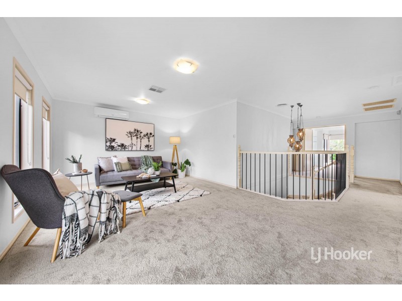 4 Violet Way, Point Cook VIC 3030