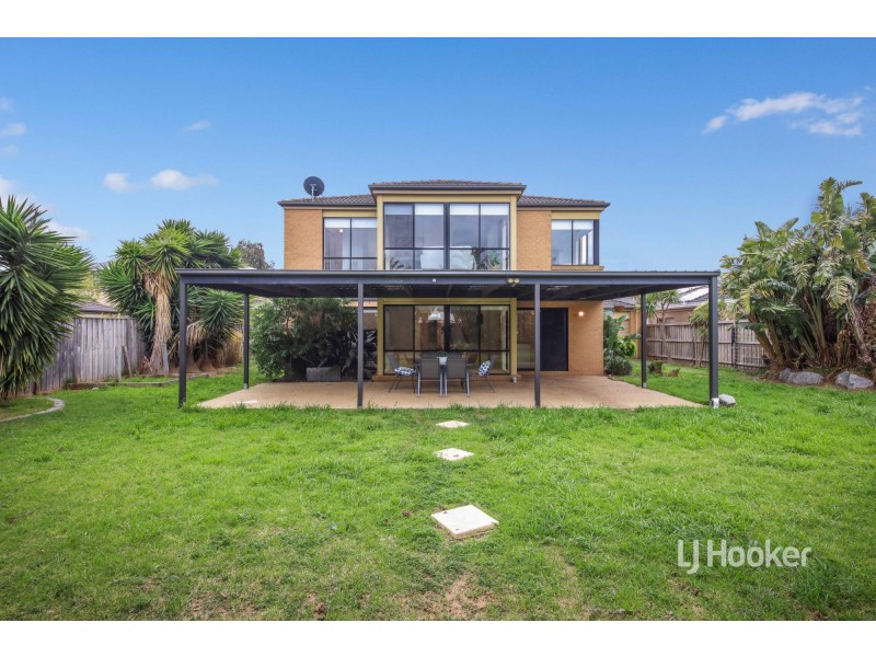 4 Violet Way, Point Cook VIC 3030