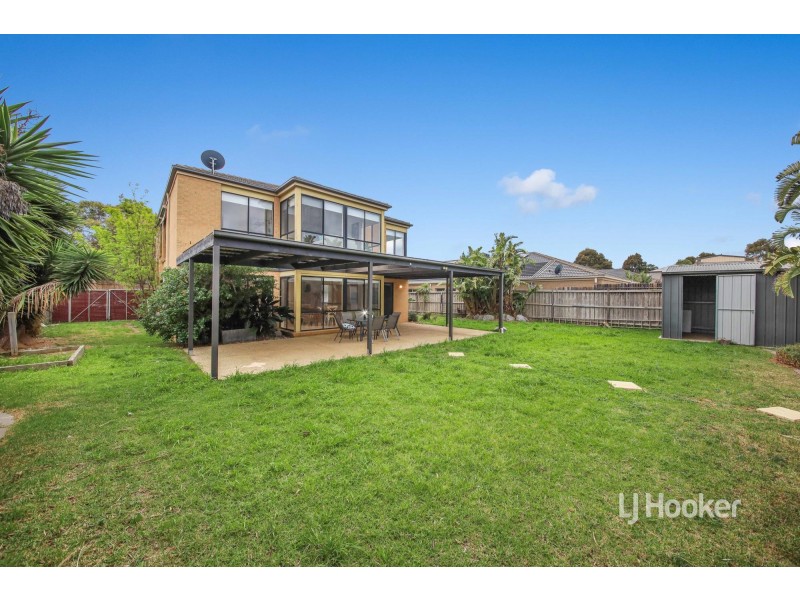 4 Violet Way, Point Cook VIC 3030