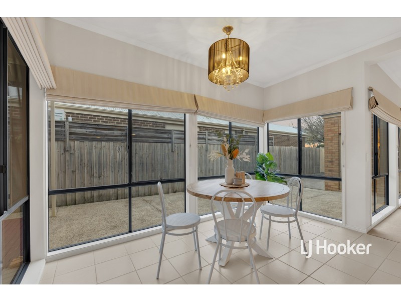 5 Dorrington Street, Point Cook VIC 3030