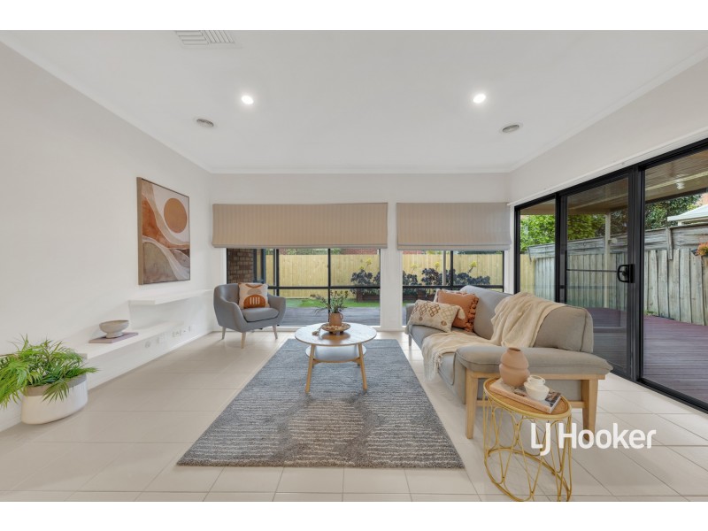 5 Dorrington Street, Point Cook VIC 3030