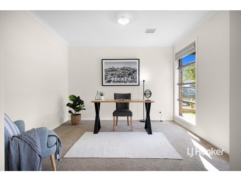 9 Corboy Close, Point Cook VIC 3030