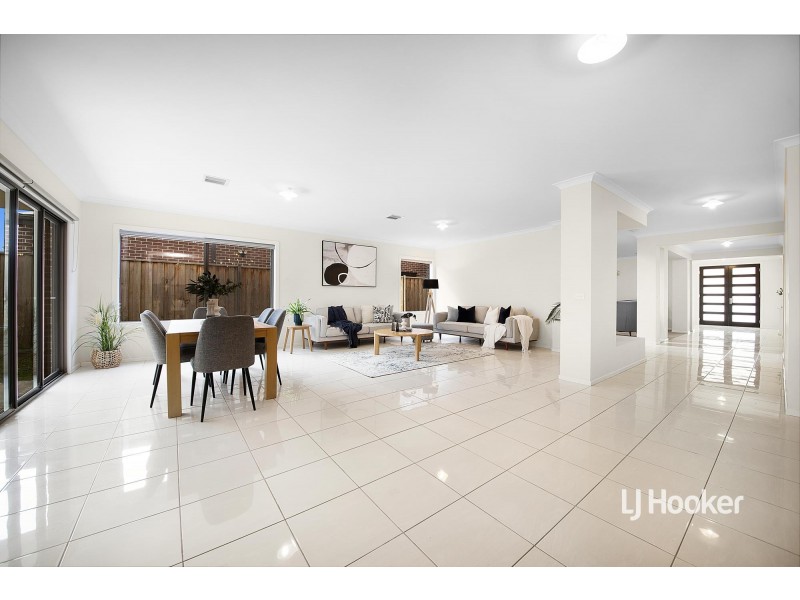 9 Corboy Close, Point Cook VIC 3030