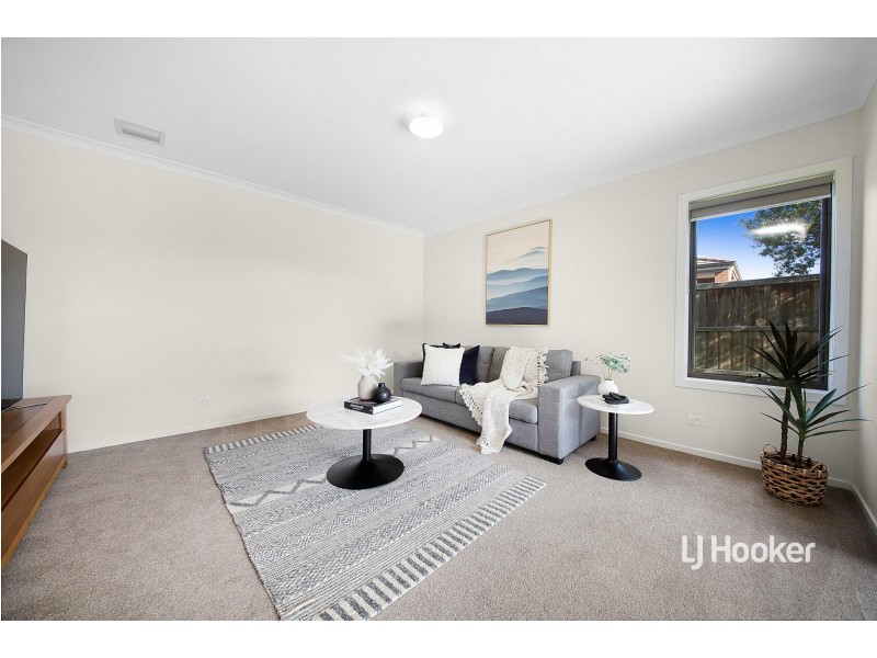 9 Corboy Close, Point Cook VIC 3030