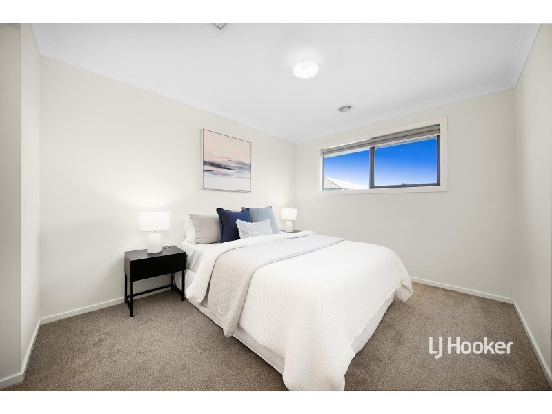 9 Corboy Close, Point Cook VIC 3030