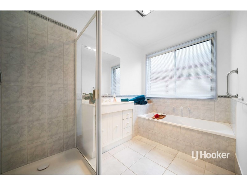 3 Pelham Crescent, Wyndham Vale VIC 3024