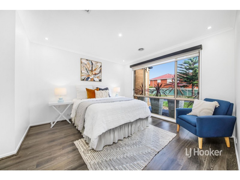 62 Shaftsbury Boulevard, Point Cook VIC 3030