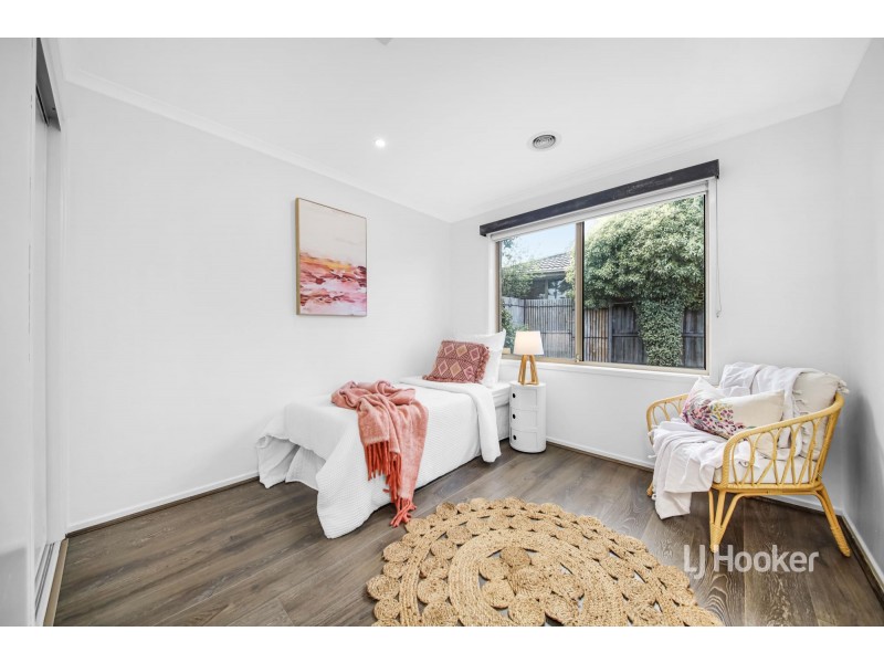 62 Shaftsbury Boulevard, Point Cook VIC 3030