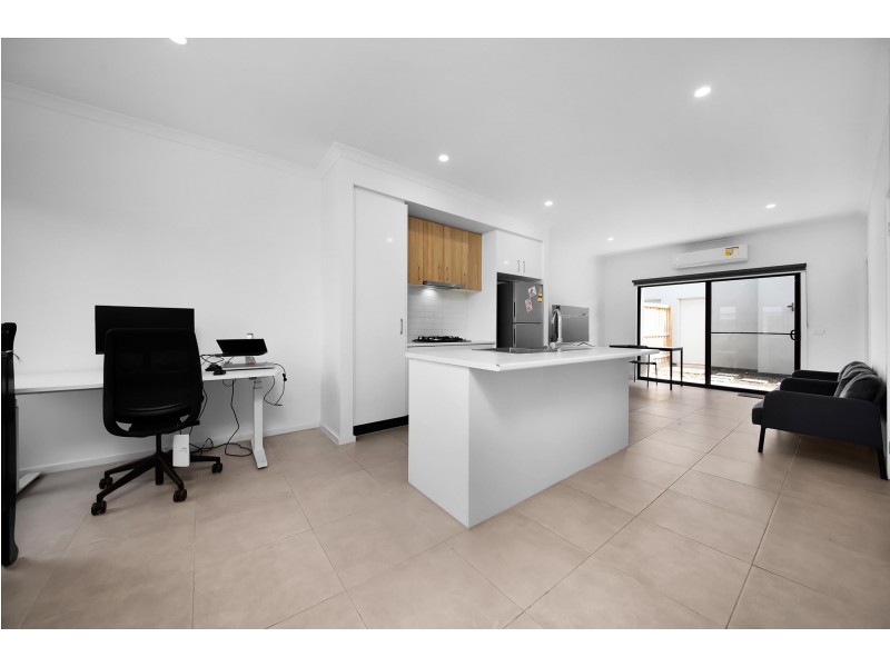 37 Gallaxus Avenue, Wyndham Vale VIC 3024