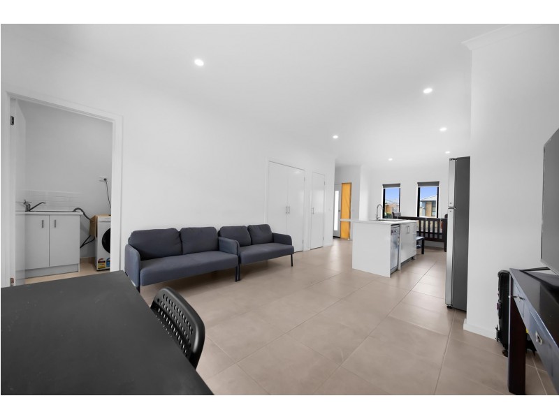 37 Gallaxus Avenue, Wyndham Vale VIC 3024