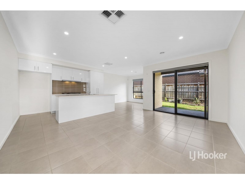 111 Bensonhurst Parade, Point Cook VIC 3030