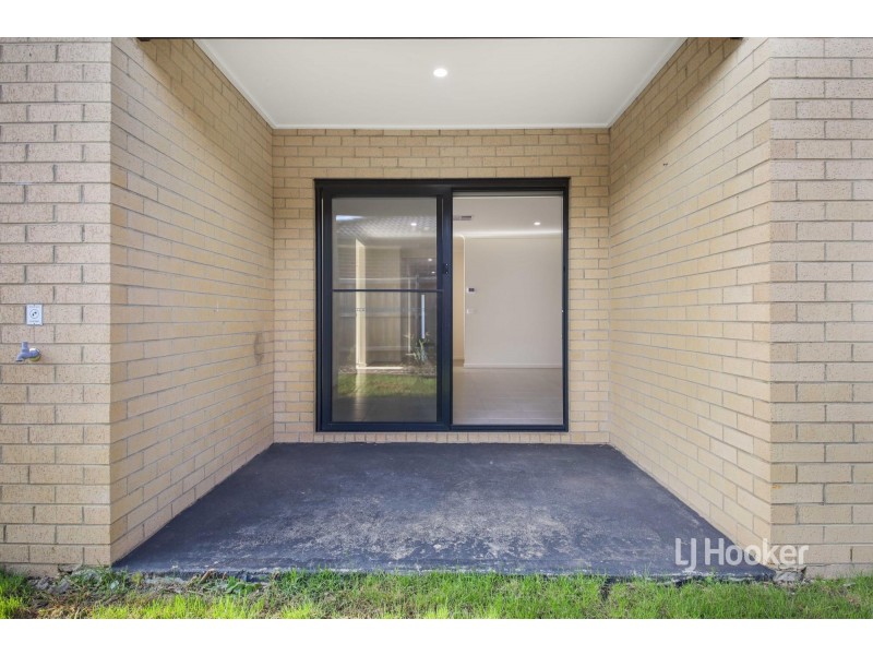 111 Bensonhurst Parade, Point Cook VIC 3030