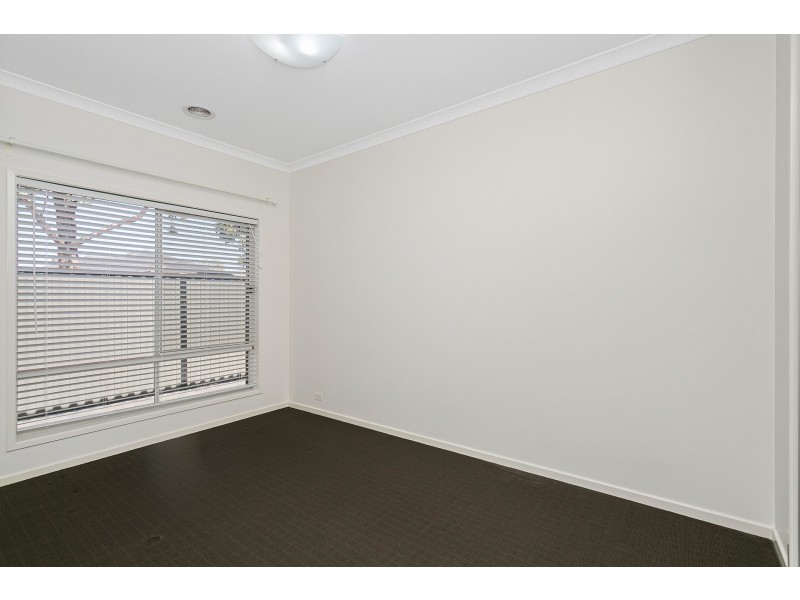 22 Freemont Circuit, Truganina VIC 3029