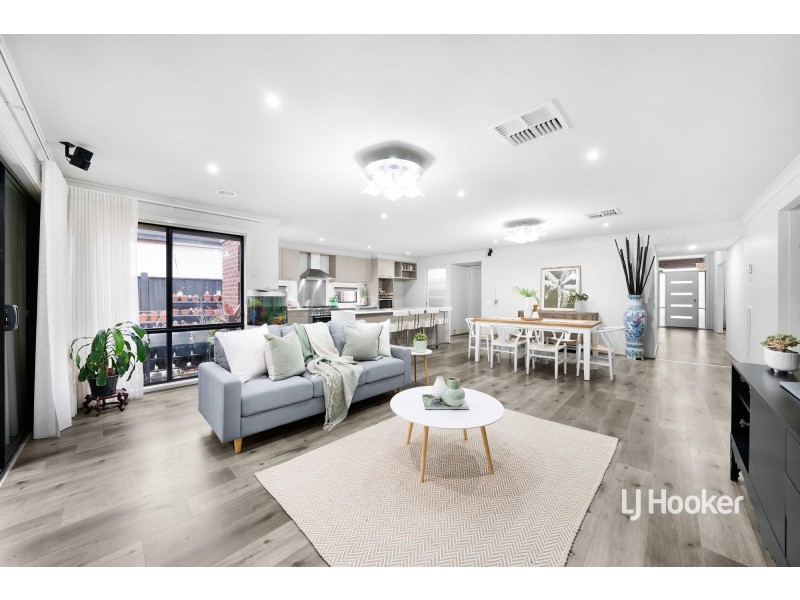 12 Urban Drive, Williams Landing VIC 3027