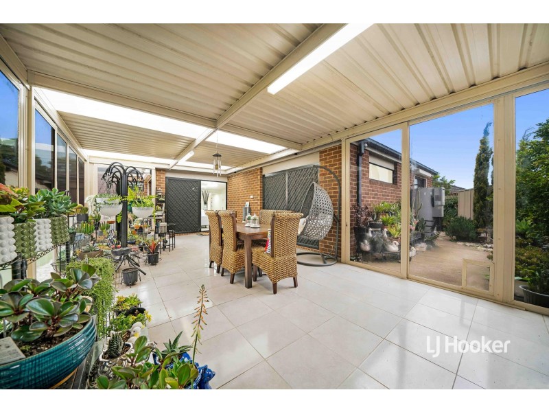 12 Urban Drive, Williams Landing VIC 3027