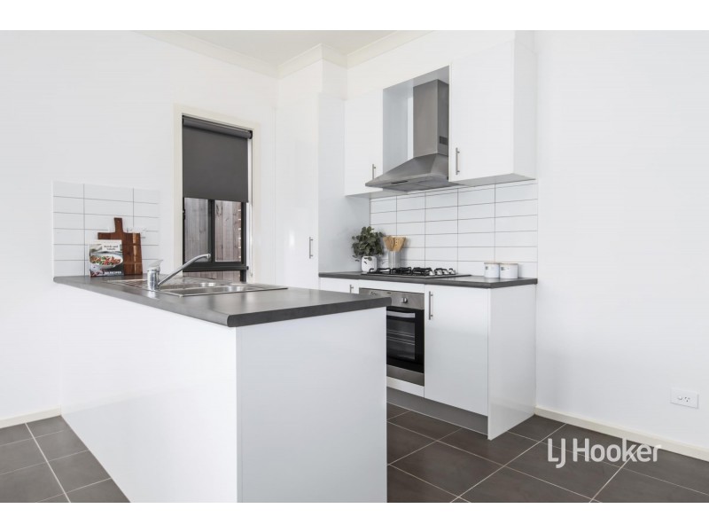 78 Kingsford Drive, Point Cook VIC 3030