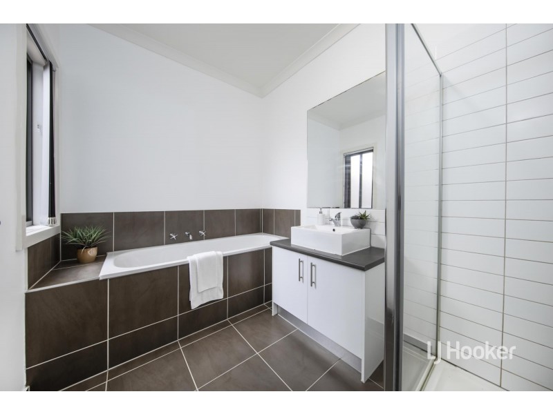 78 Kingsford Drive, Point Cook VIC 3030