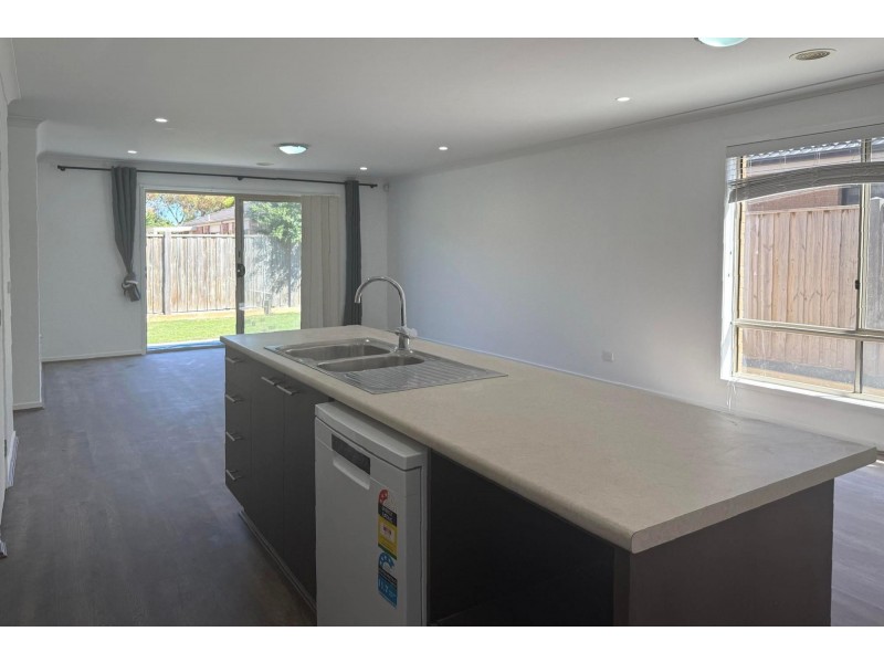 165 Citybay Drive, Point Cook VIC 3030