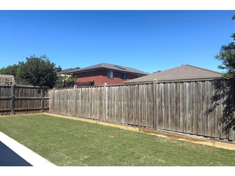 165 Citybay Drive, Point Cook VIC 3030