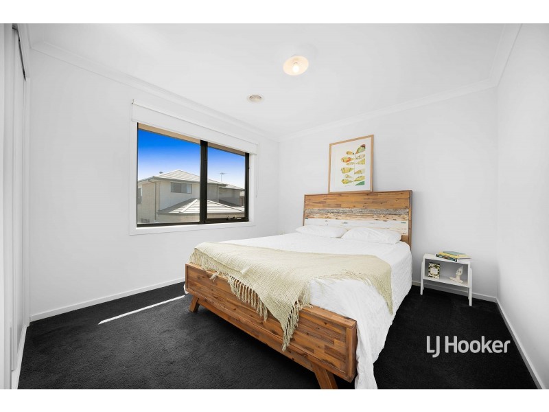 30 Kittyhawk Road, Point Cook VIC 3030