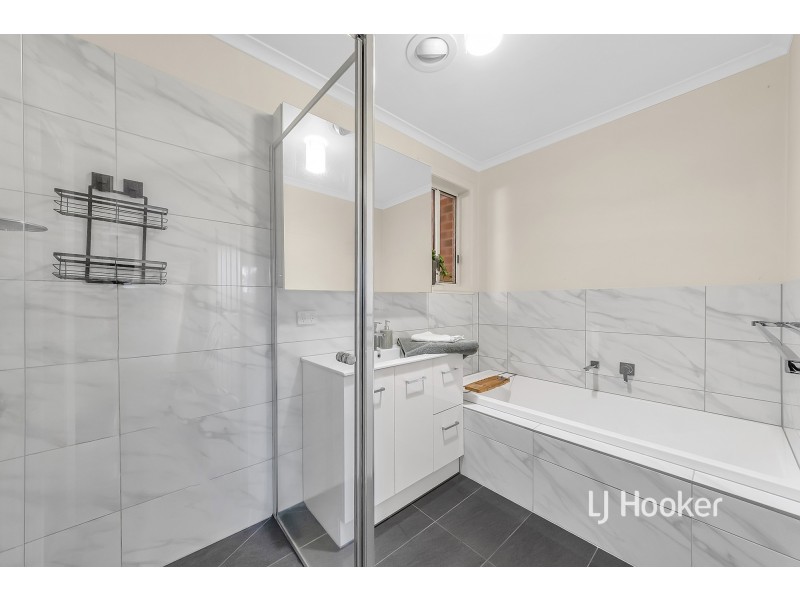 22 Lancaster Drive, Point Cook VIC 3030