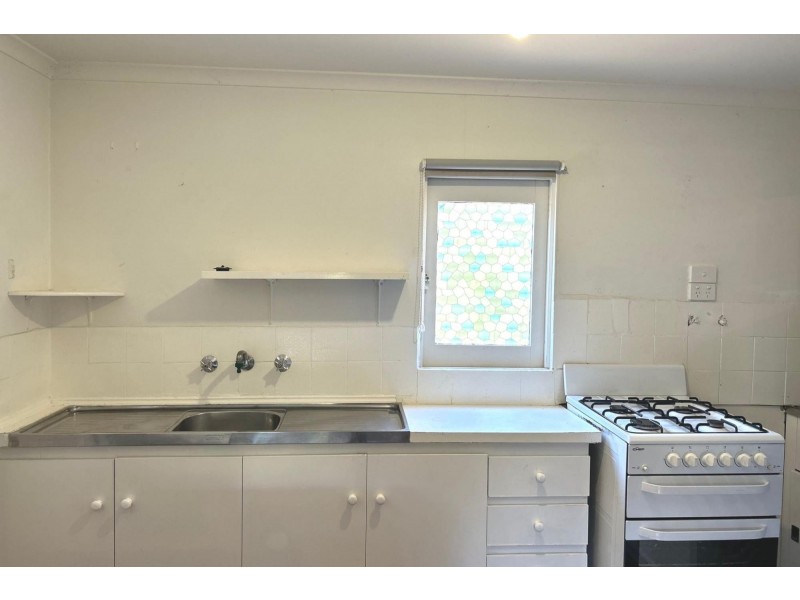 2/58 Rockbank Road, Ardeer VIC 3022