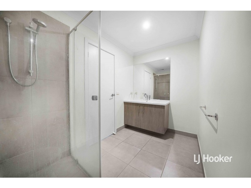 65 Williams Landing Boulevard, Williams Landing VIC 3027